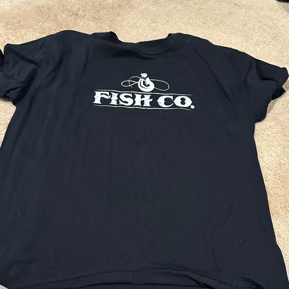 Men's t shirt